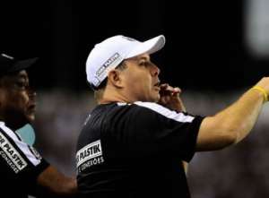 Santos se incentivou a partir das adversidades, diz Marcelo Fernandes