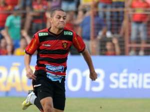 Felipe Azevedo é liberado pelo Sport e deve assinar com a Ponte Preta até quarta-feira