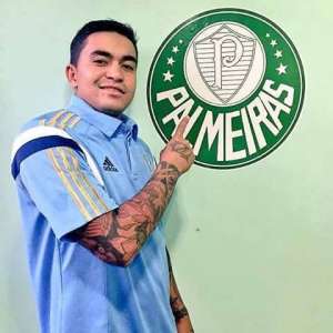 Após agressão a árbitro, Dudu pode ser suspenso por 180 dias no Palmeiras