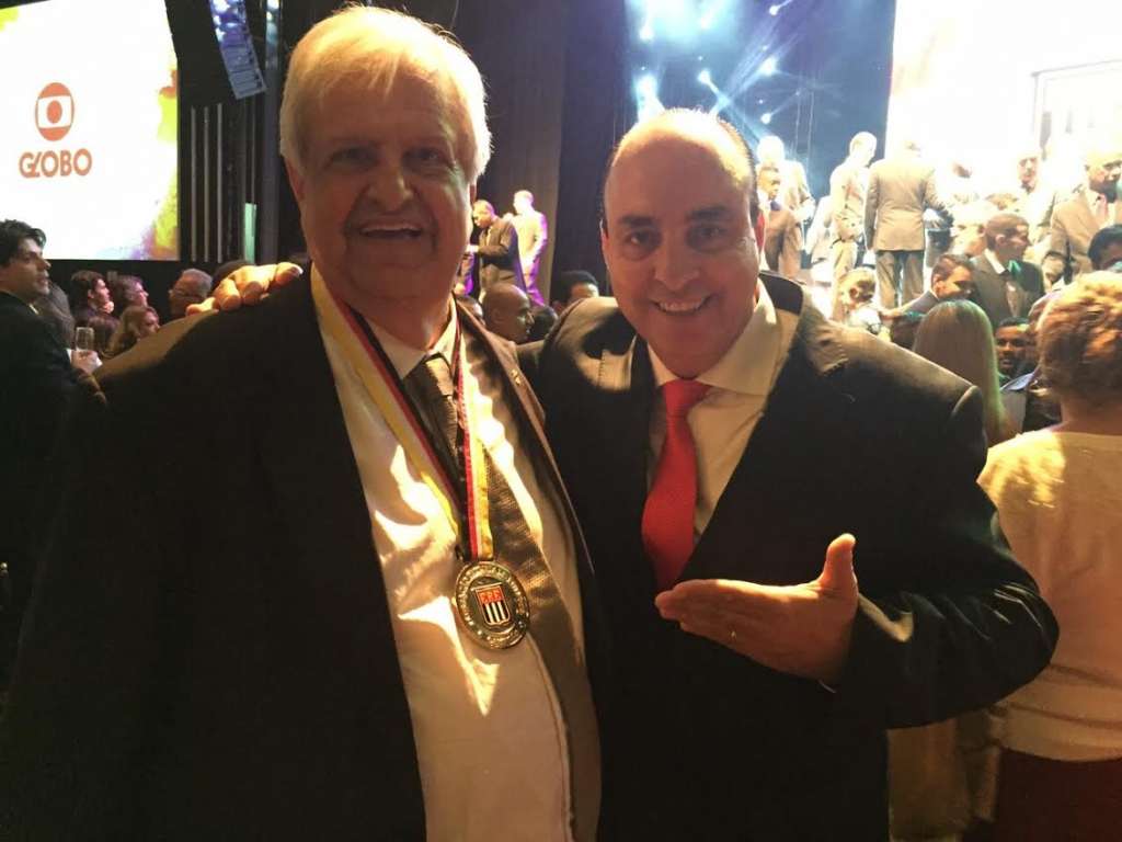 Modesto Roma Junior, presidente do Santos, ao lado de Edivaldo Ferraz