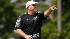 Pai de Neymar administra carreira de novo técnico do Santos, Marcelo Fernandes