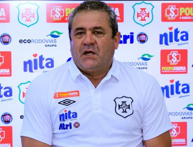 Seleção FI da Segundona com ‘Cão Engarrafado’ e técnico da Briosa 4 0002050076772 img