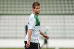 Em crise, Sport acerta com volante Matheus Galdezani, do Rio Claro