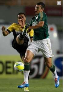 Palmeiras rescinde contrato com Lúcio e economiza R$ 1 milhão