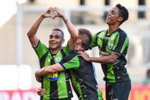 Série B: Bryan entra na mira da dupla Gre-Nal