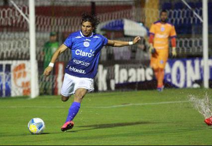 Série C: Portuguesa fica próxima de anunciar lateral Alex Reinaldo 2 0002050077249 img