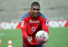 Série B: Sem dinheiro, Paraná rescinde com volante Ricardo Conceição