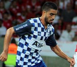 Destaque do Gaúchão, volante Roberto Andrade pode ser novo reforço do Paraná