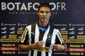 Série C: Portuguesa contrata Bolívar, campeão do mundo pelo Inter e Renan, ex-Guarani