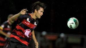 Série B: Vitória tenta repatriar Pedro Ken