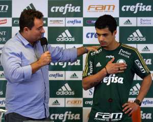 Egídio é regularizado e pode estrear pelo Palmeiras