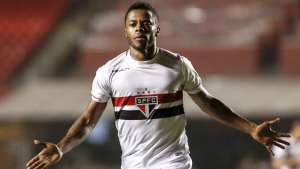 Michel Bastos treina normalmente e anima São Paulo para quarta-feira