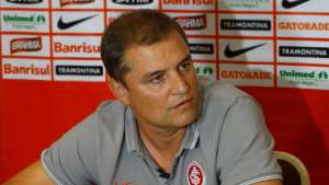 Aguirre minimiza derrota do Inter e avisa: 'A prioridade é quarta'