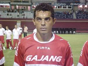 Série C: Guarani contrata Johnnattan e fica próximo de Jairo, ex-volante da Ponte Preta