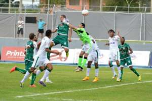 Série B: Santa Cruz contrata Néris, ex-zagueiro do Avaí