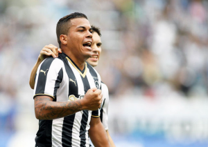 Série B: 'Botafogo é o time a ser batido na Série B', diz Thiago Carleto