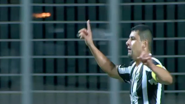 William abriu o placar para o Ceará