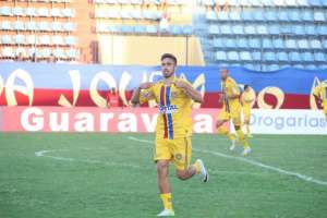 Série C: Madureira negocia Rodrigo Pinho com clube português