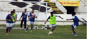 Série B: Atraso salarial chega aos 50 dias e diretoria do Santa Cruz define data para pagamento