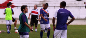 Santa Cruz x Paraná - Tricolor vai embalar ou Coral vai se reabilitar