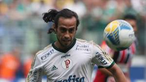 Palmeiras se nega a ceder Valdivia mais cedo para a seleção chilena