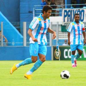 Série B: Paysandu anuncia dispensa de Leandro Canhoto, do Grêmio