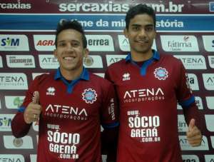 Série C: Ex-meia do Corinthians Héverton sofre lesão e desfalca Caxias por 6 meses