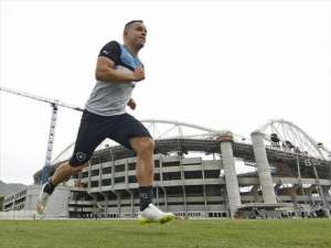 Série B: Técnico do Botafogo minimiza bronca nos jogadores e diz contar com Lulinha para o sábado
