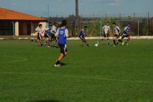Elenco de base do XV de Piracicaba treina para tentar chance no profissional
