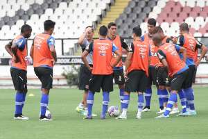 Doriva confirma Vasco com retorno de Dagoberto contra o Figueirense