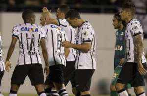 Corinthians lidera e prova baixo nível do Campeonato Brasileiro