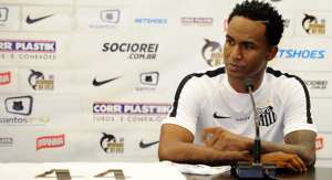 Recém-contratado, Leonardo não teme concorrência na zaga do Santos
