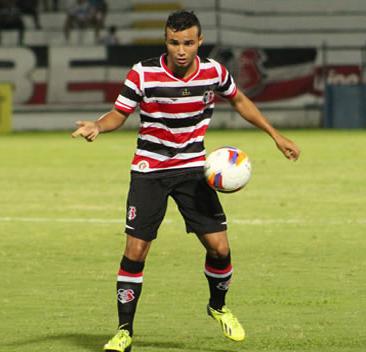 Thiaguinho teve poucas oportunidades e entra para a lista de dispensados do Santa Cruz - Divulgação