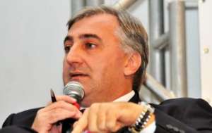 Em reunião com atletas e dirigentes, CBF ignora Bom Senso, mas convida líderes sindicais e cartolas do Fla-Flu