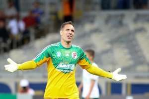 Fernando Prass defende Dudu no Palmeiras e diz que jogador vai amadurecer com punição