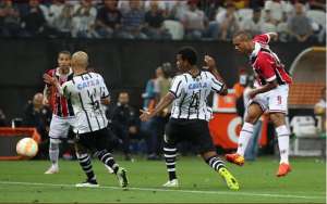 Co-parceiros? Corinthians e São Paulo negociam com 99Táxis