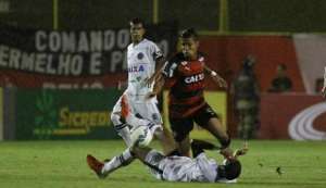 Série B: Mais uma vez eliminado, Vitória dispensa Claudinei de Oliviera