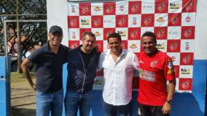 Lembra dele? Dinei, aquele mesmo, será auxiliar do Taboão da Serra na Segundona