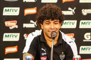 Atacante Luan, ex-Ponte Preta e agora xodó do Galo, estende contrato com o Atlético-MG até 2019