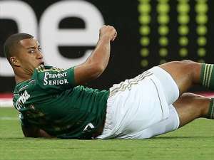 Vitor Hugo comemora retorno de Arouca no Palmeiras: 'Ele é diferenciado'