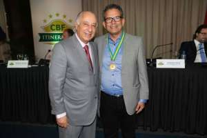 Presidente do América-RN, Hermano Morais é homenageado por Del Nero