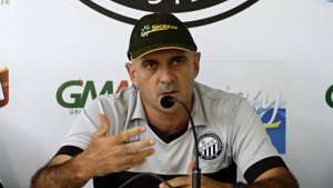 Grêmio negocia com técnico Itamar Schülle, do Operário-PR, e pacotão com Rildo da Ponte Preta