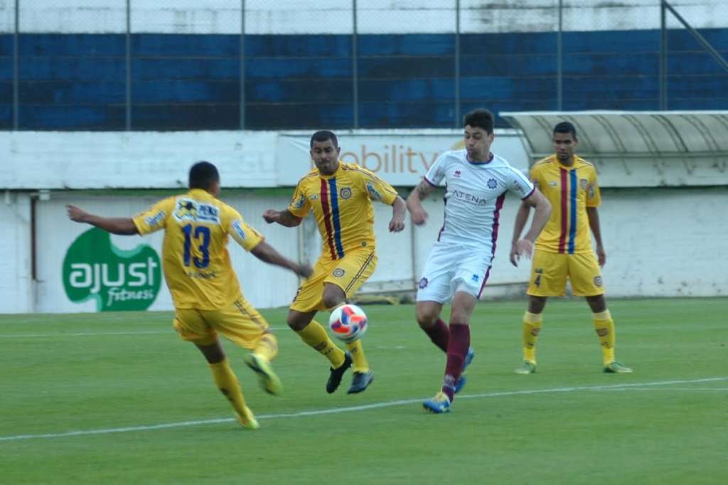 Madureira ficou no empate com o Caxias na primeira rodada da Série C