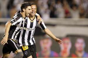 SÉRIE B: Botafogo joga para manter 100% e três times querem a primeira vitória