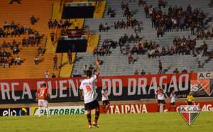 Atlético-GO x Botafogo - Liderança e 100% de aproveitamento em Brasília, Fogão?