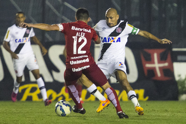 Internacional e Vasco da Gama ficaram no empate por 1 a 1