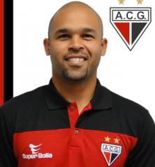 Márcio usando a experiência a favor do Dragão Goiano