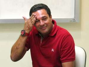 Luxemburgo evita responsabilizar arbitragem por derrota após erro em gol do Avaí