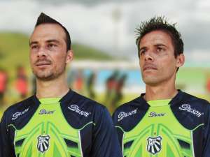 Série B: Sampaio Corrêa faz faxina de oito jogadores e anuncia Plínio, ex-zagueiro do Guarani