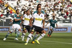 Atlético-PR briga com Newell's Old Boys para fechar com zagueiro do Colo Colo